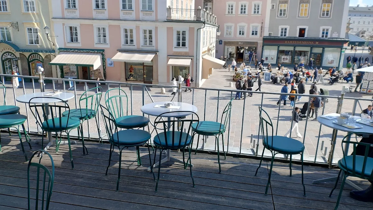 Atmosphäre, Café Tomaselli