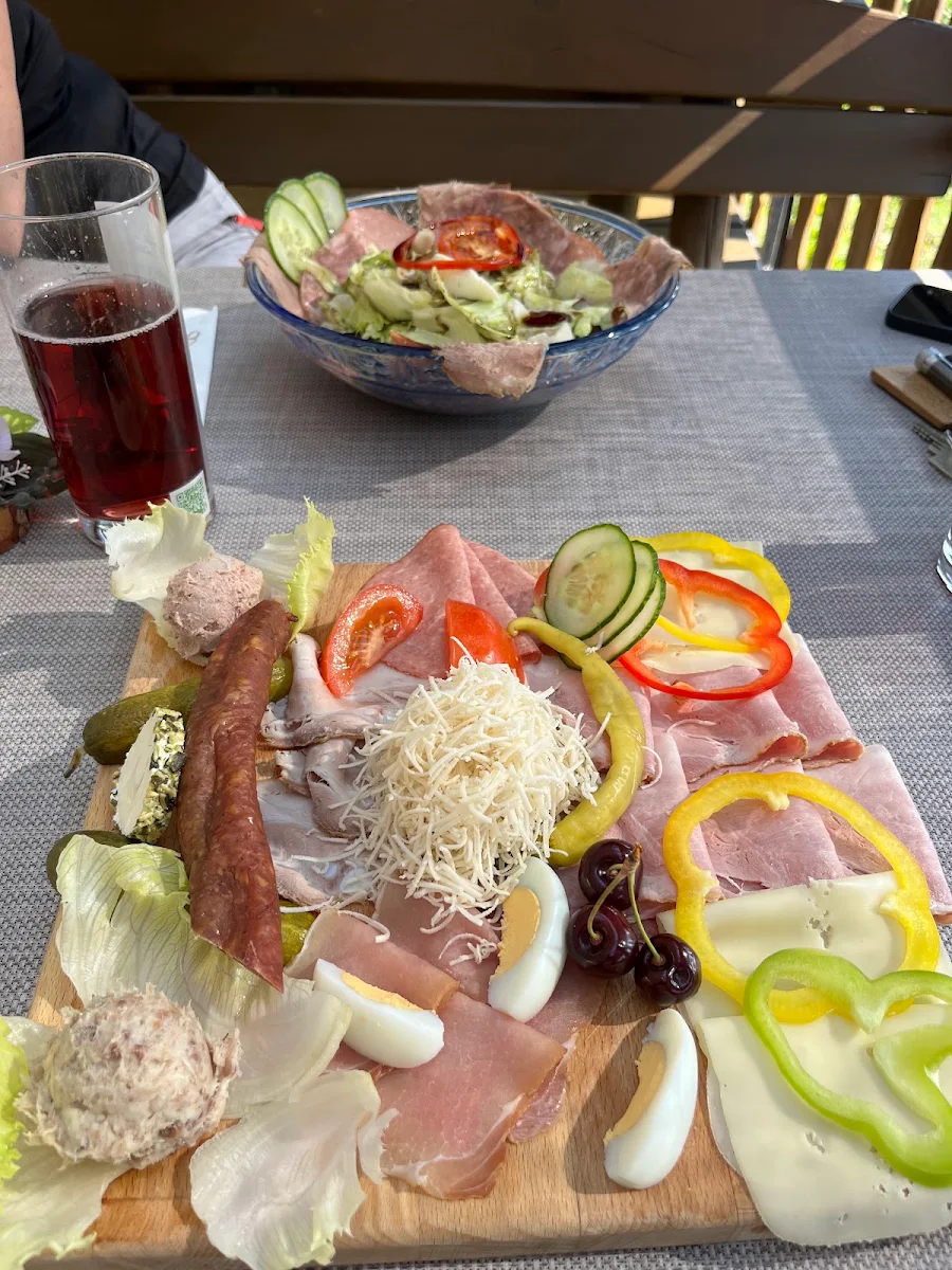 Essen und Trinken photo 2