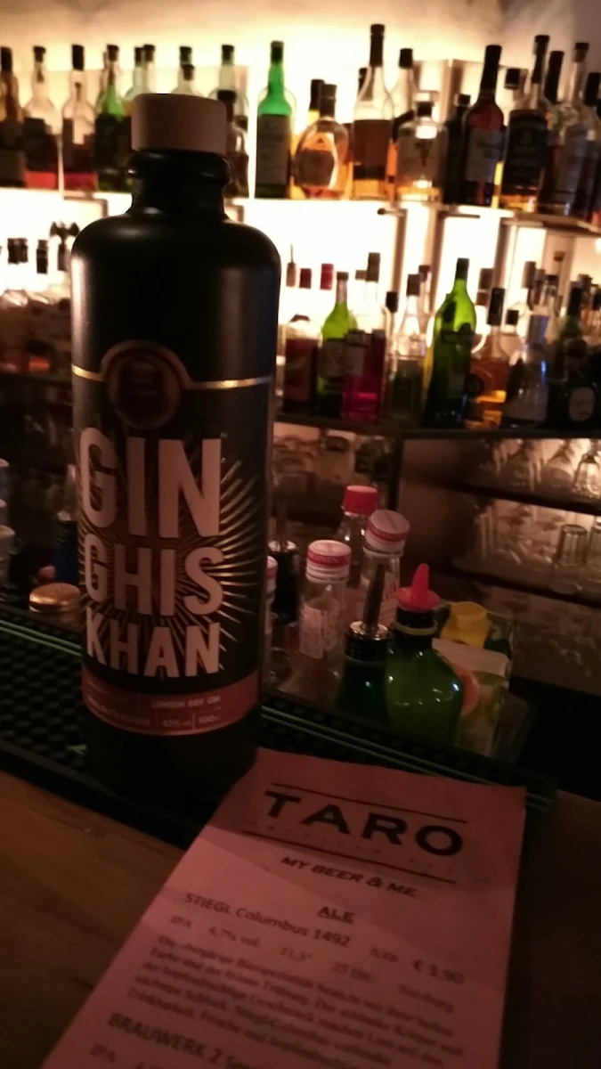 Essen und Trinken, TARO American Bar
