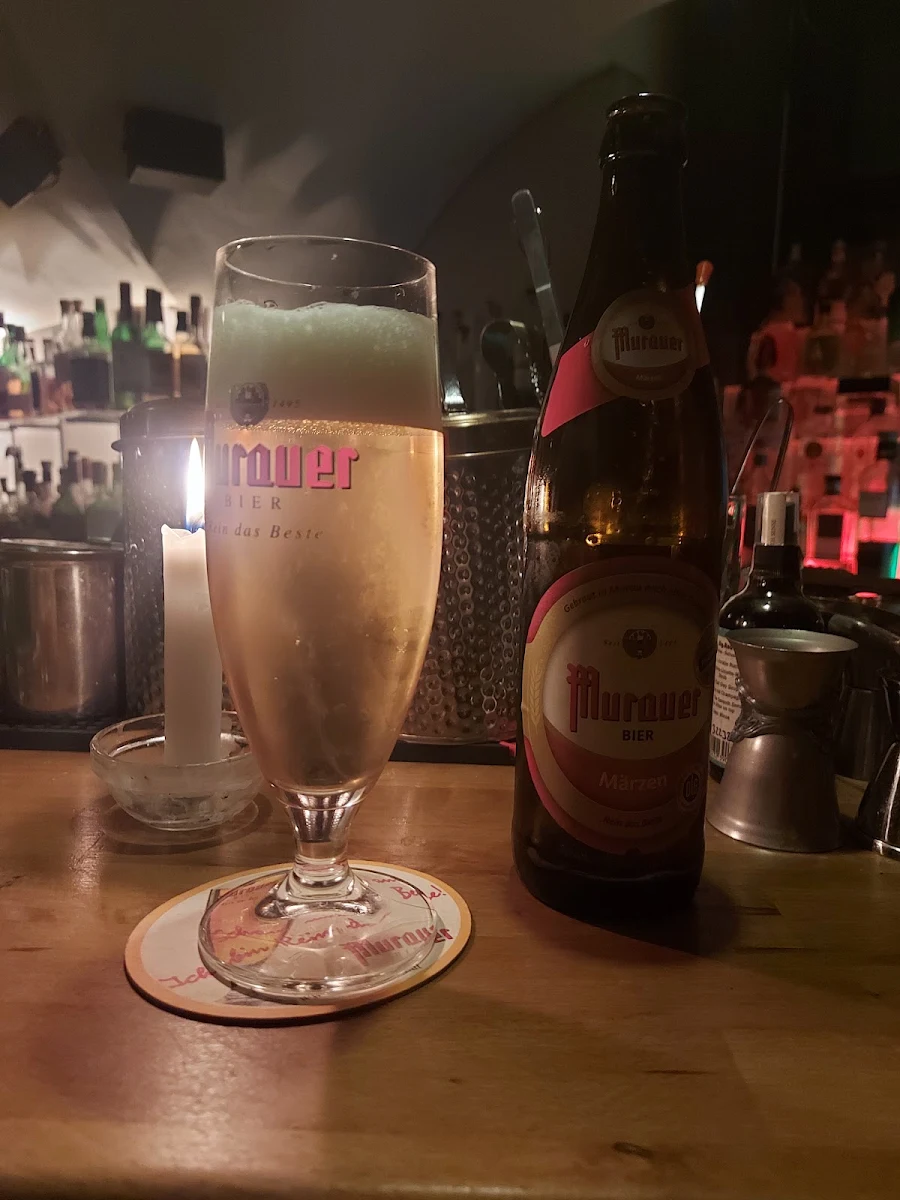 Essen und Trinken, TARO American Bar