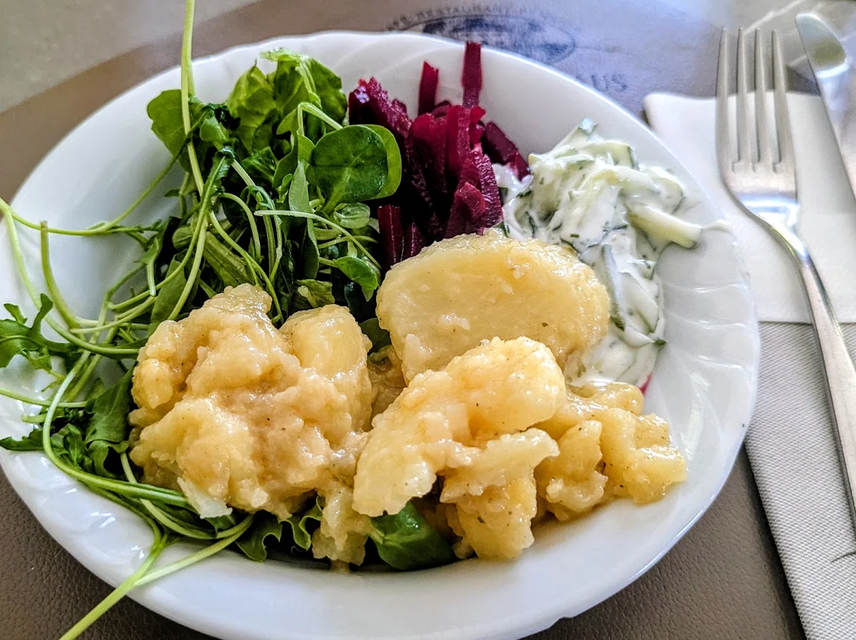Essen und Trinken photo 2