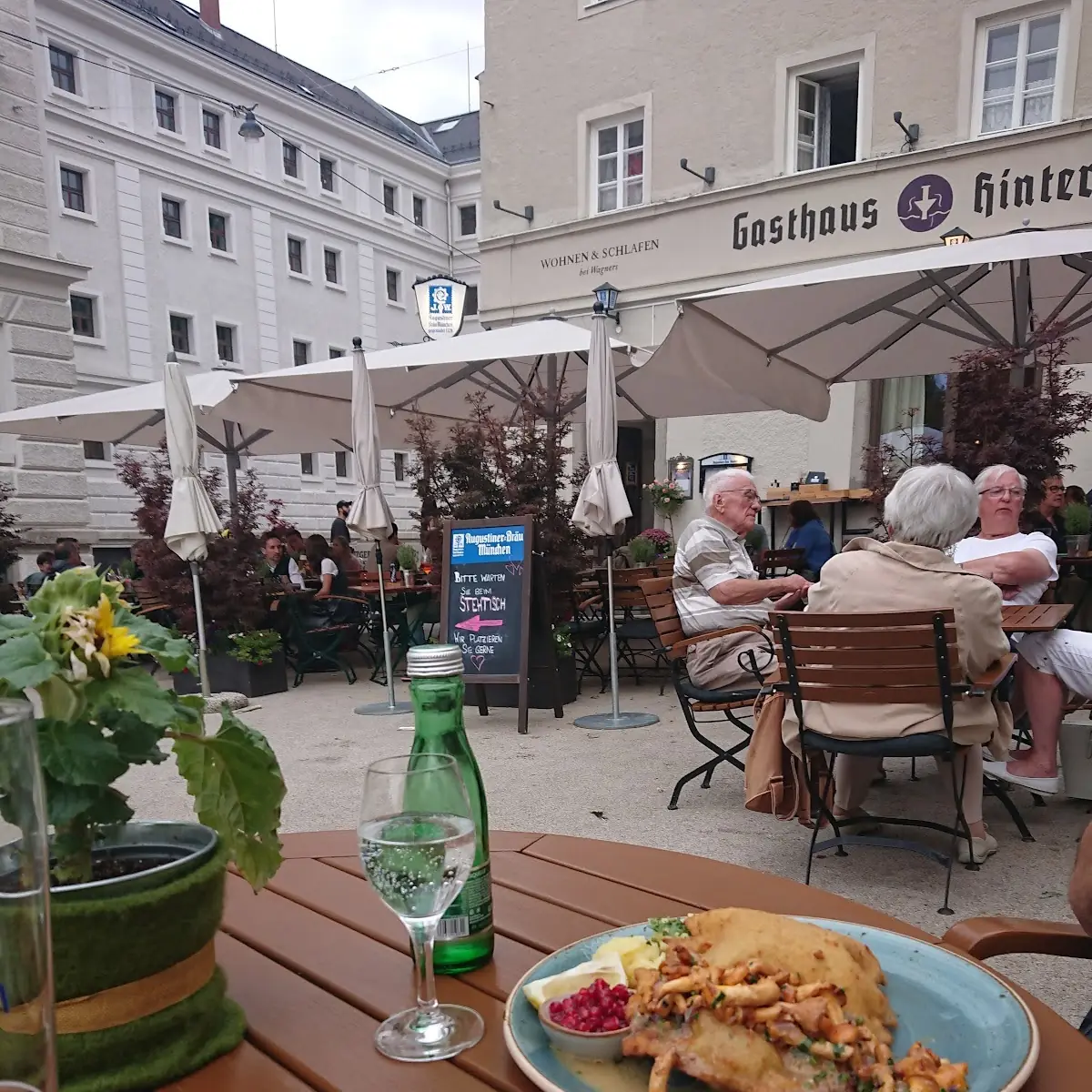 Essen und Trinken photo 2