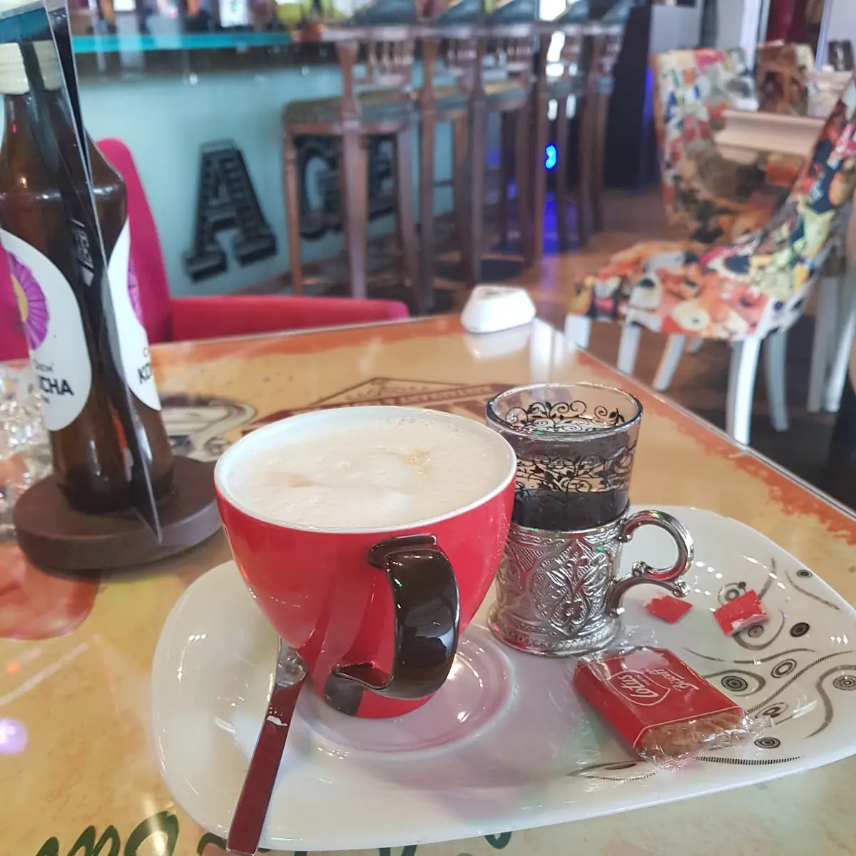 Essen und Trinken, The Garage Restaurant&Cafe~Bar