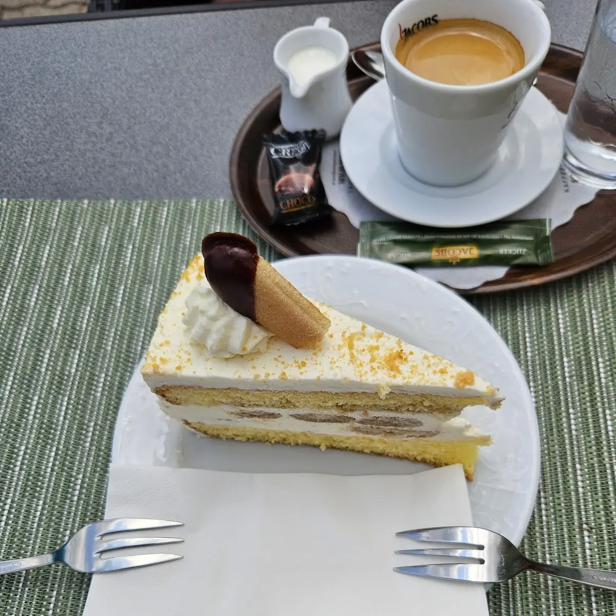 Essen und Trinken photo 3