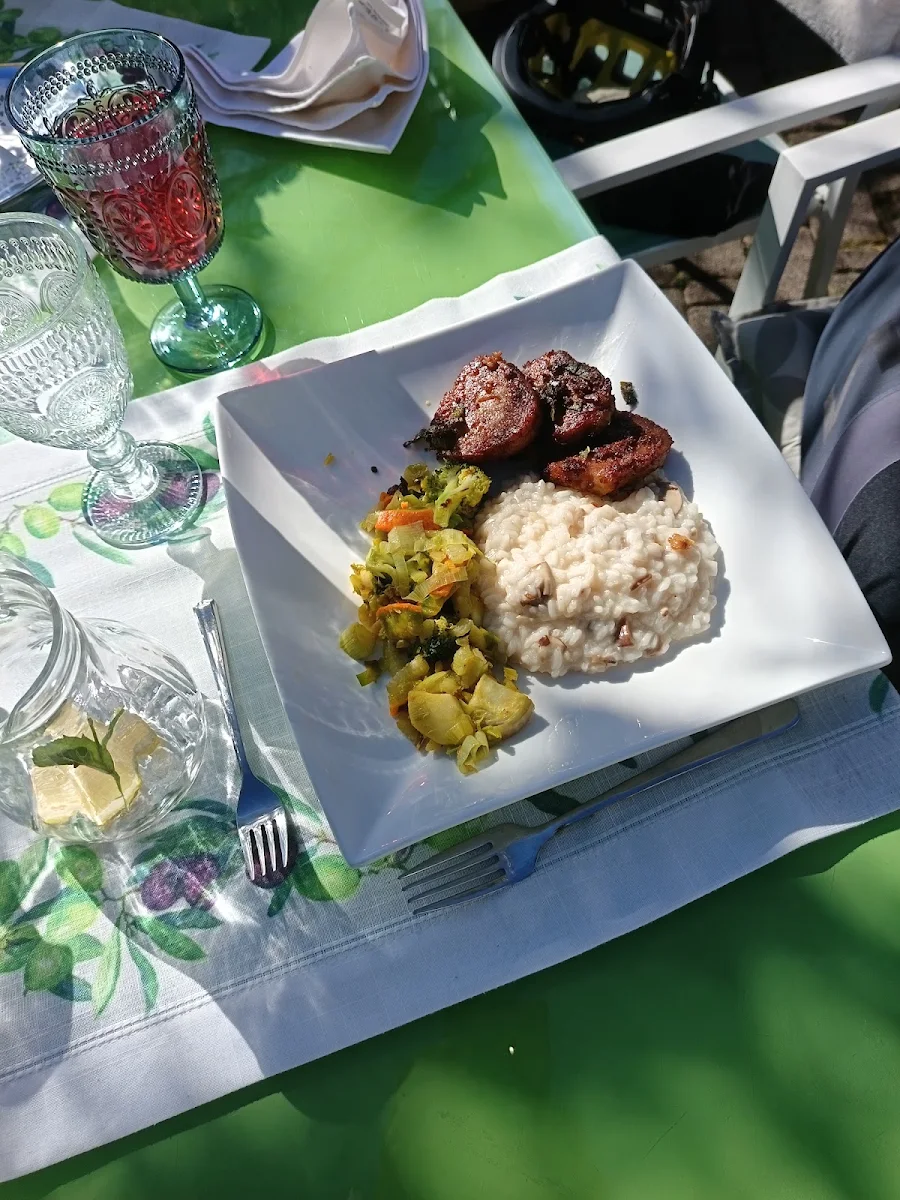 Essen und Trinken photo 2