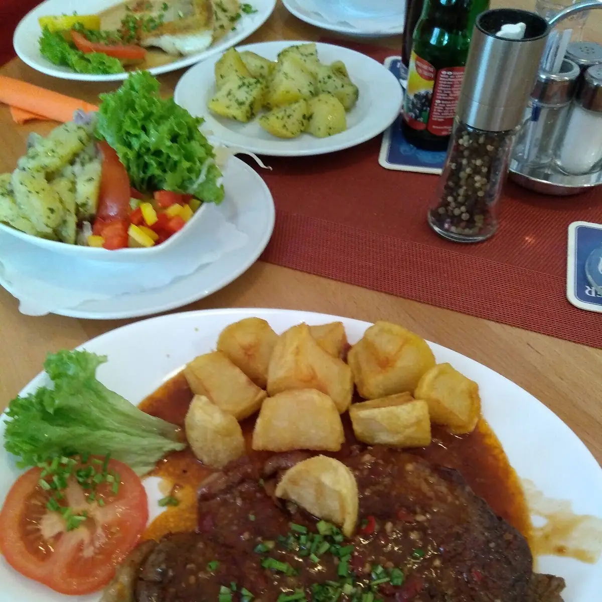 Essen und Trinken photo 1
