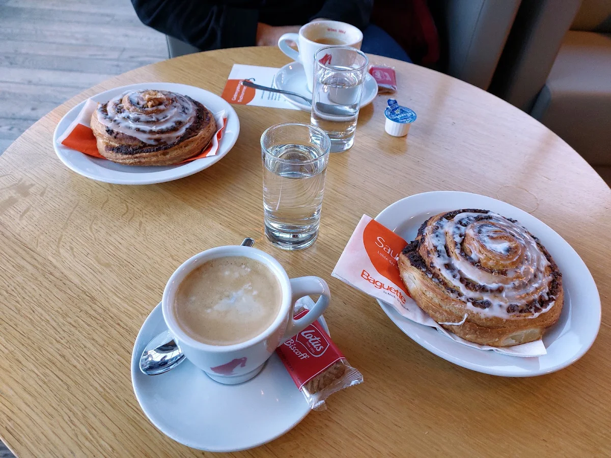 Essen und Trinken photo 1