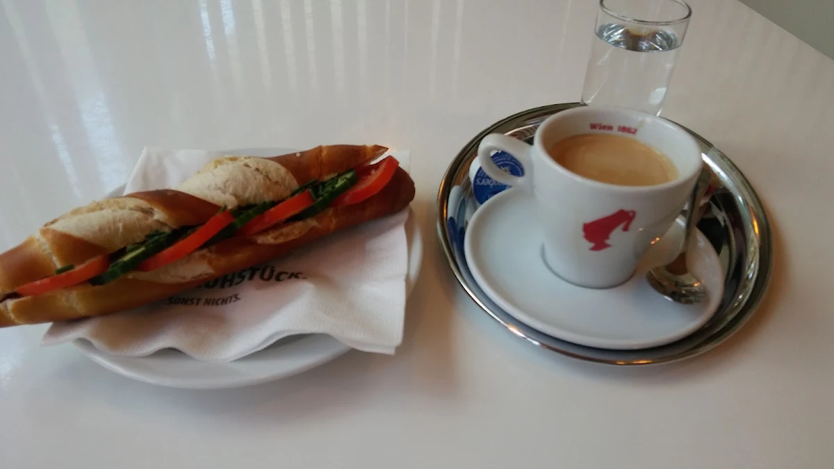 Essen und Trinken photo 2