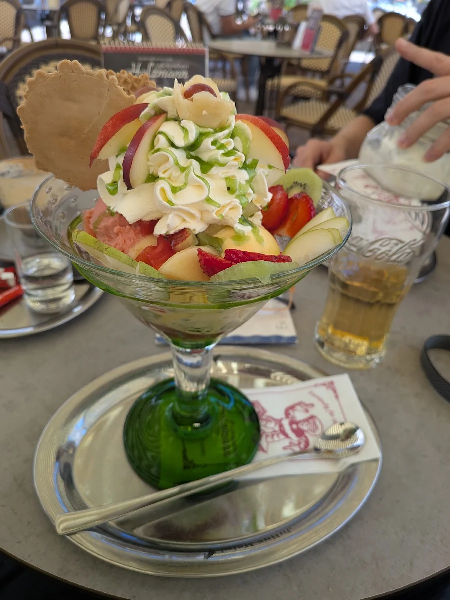 Essen und Trinken photo 2