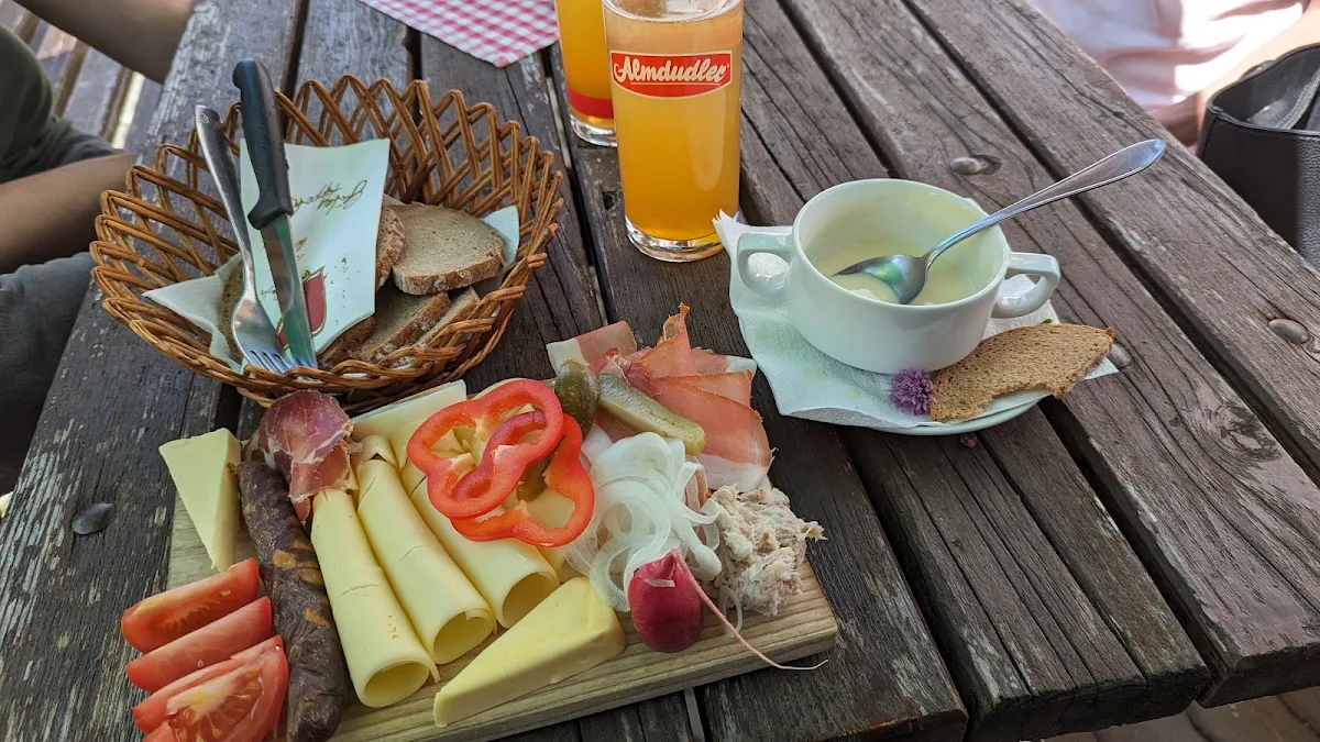Essen und Trinken photo 2