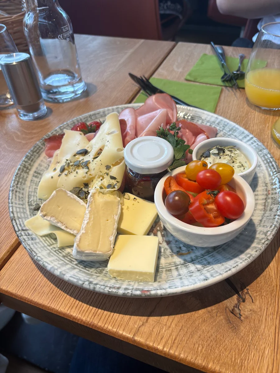 Essen und Trinken photo 3