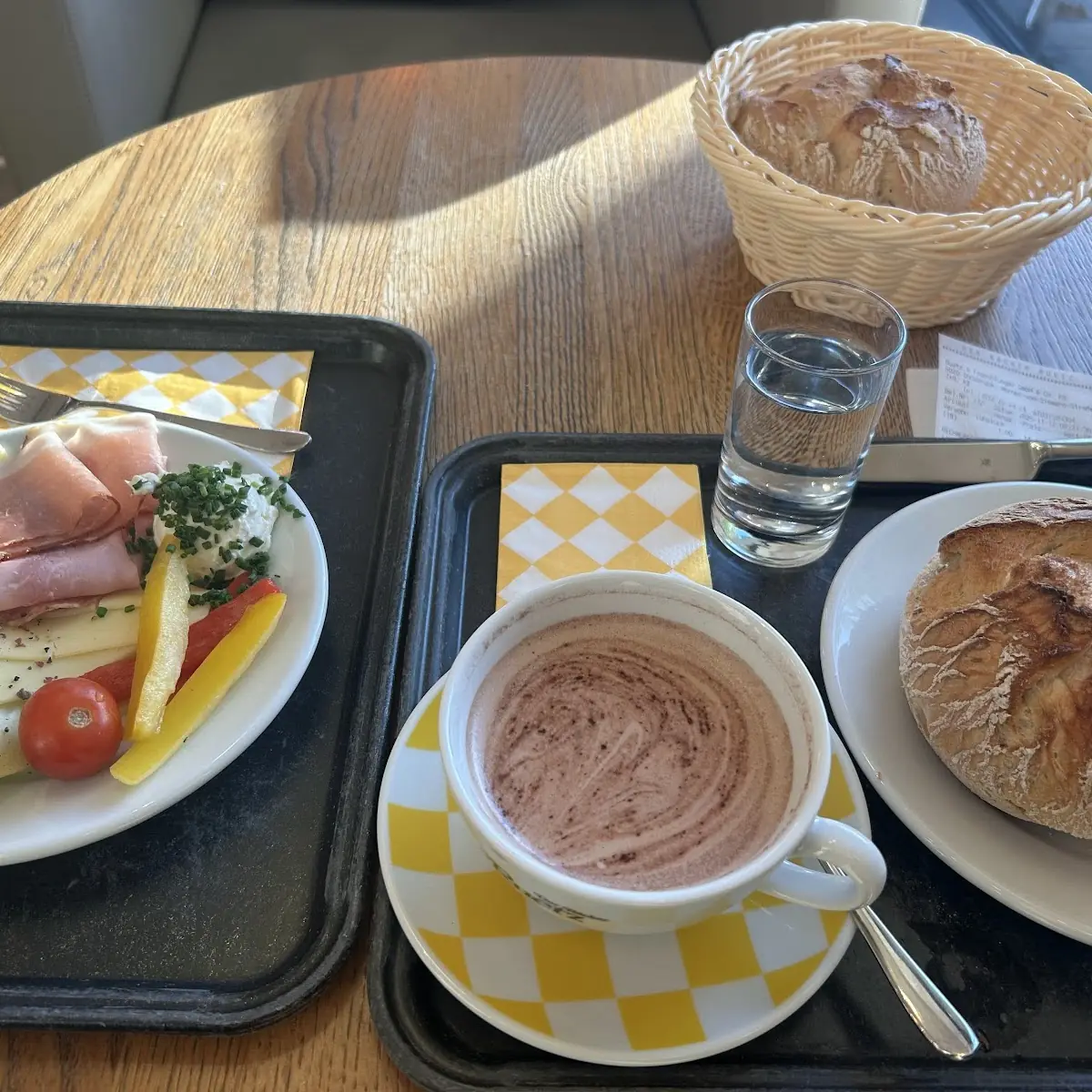 Essen und Trinken photo 4