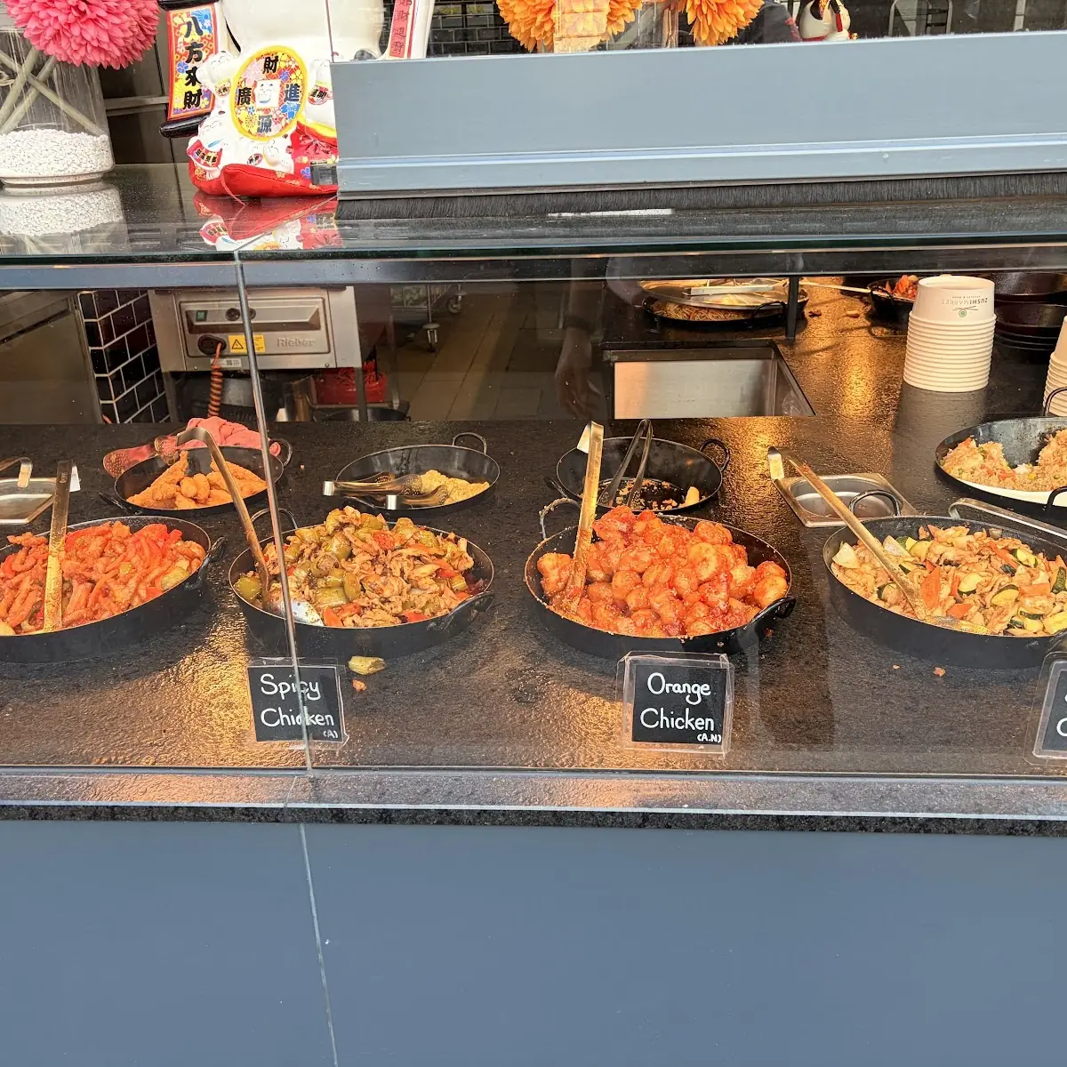 Essen und Trinken, Zushi Market Plus Schottengasse