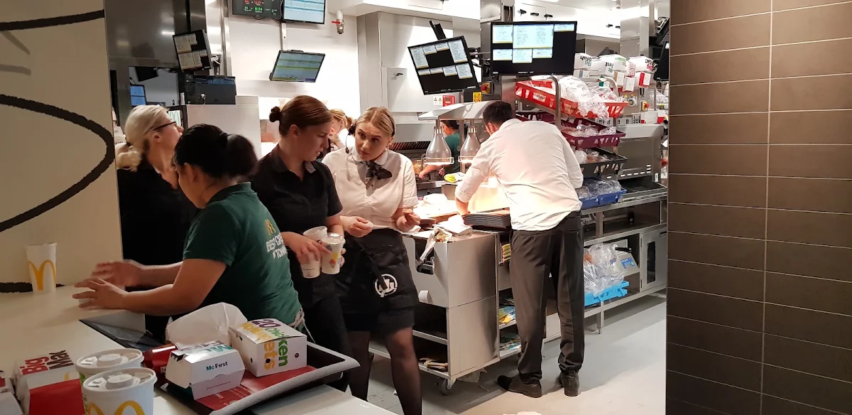 Atmosphäre, McDonald's
