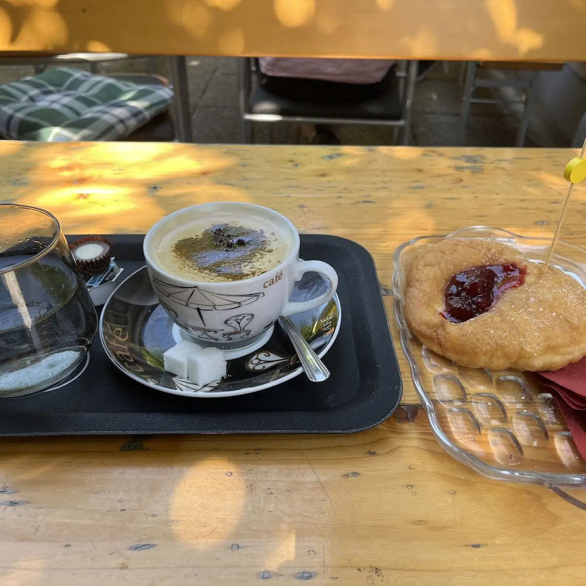 Essen und Trinken photo 2
