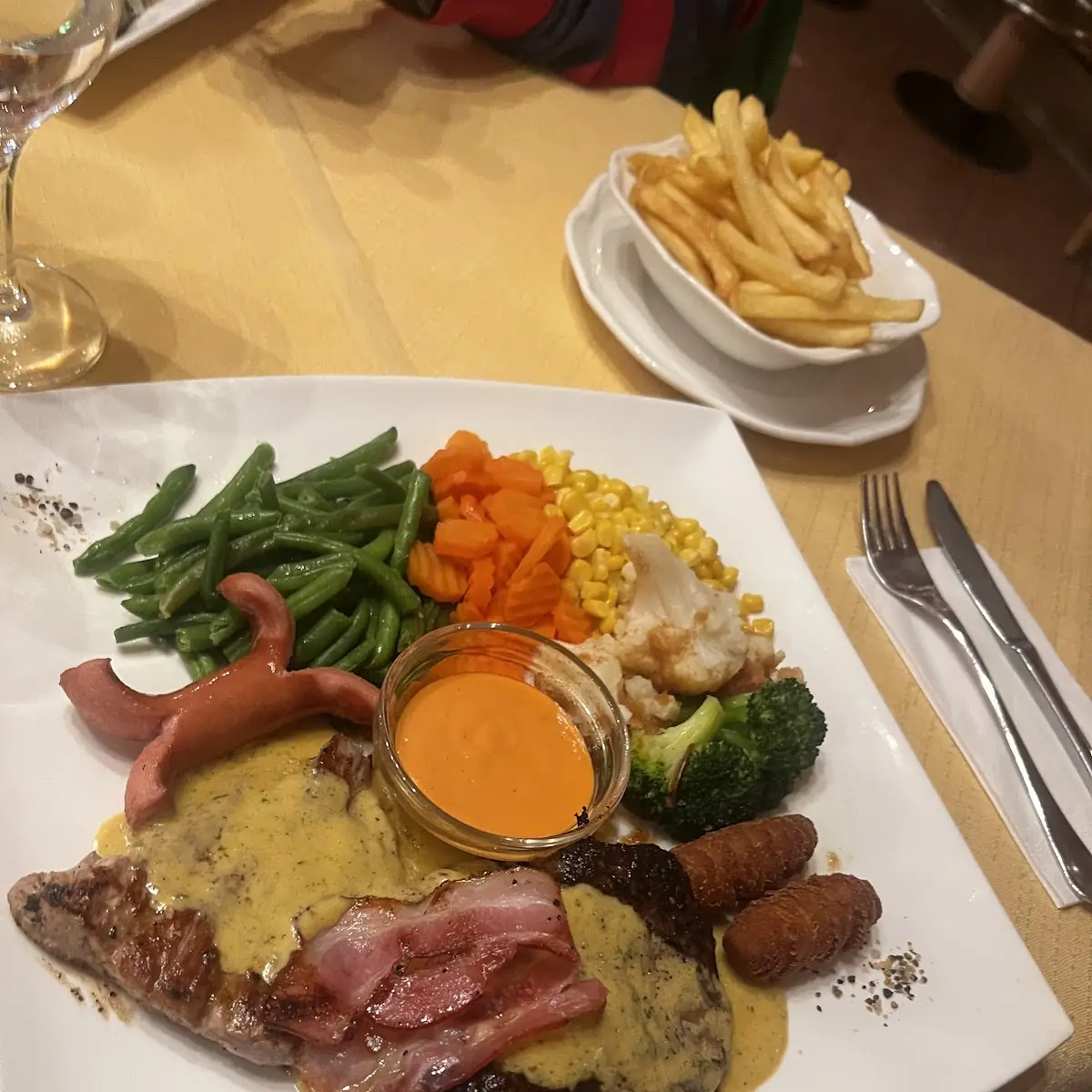 Essen und Trinken photo 2