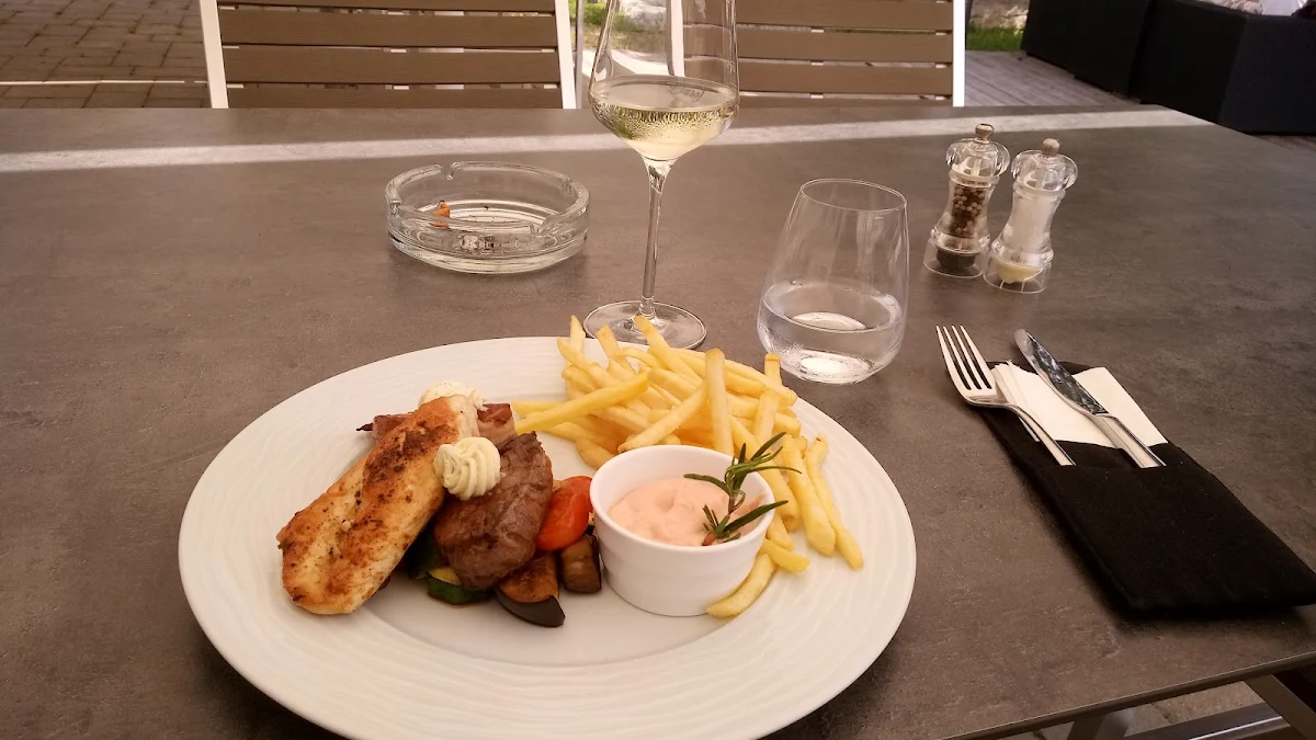Essen und Trinken photo 3