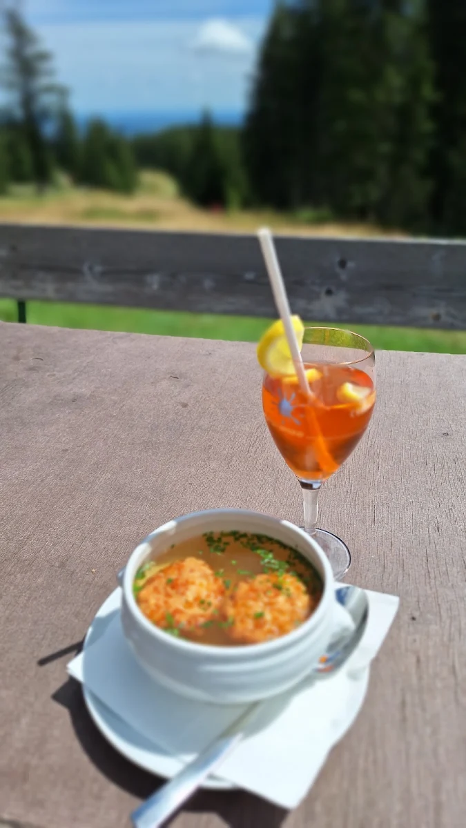 Essen und Trinken photo 2