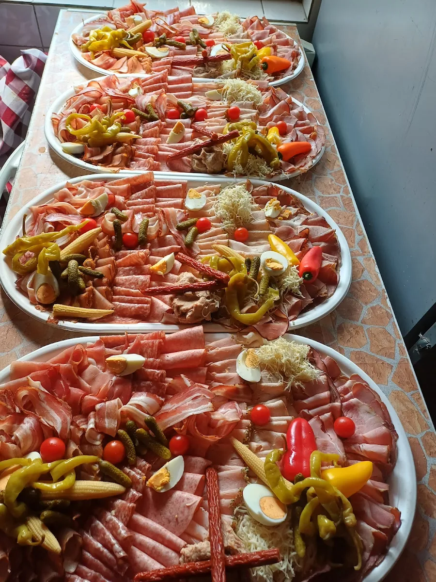 Essen und Trinken, Oberhardt Hütte