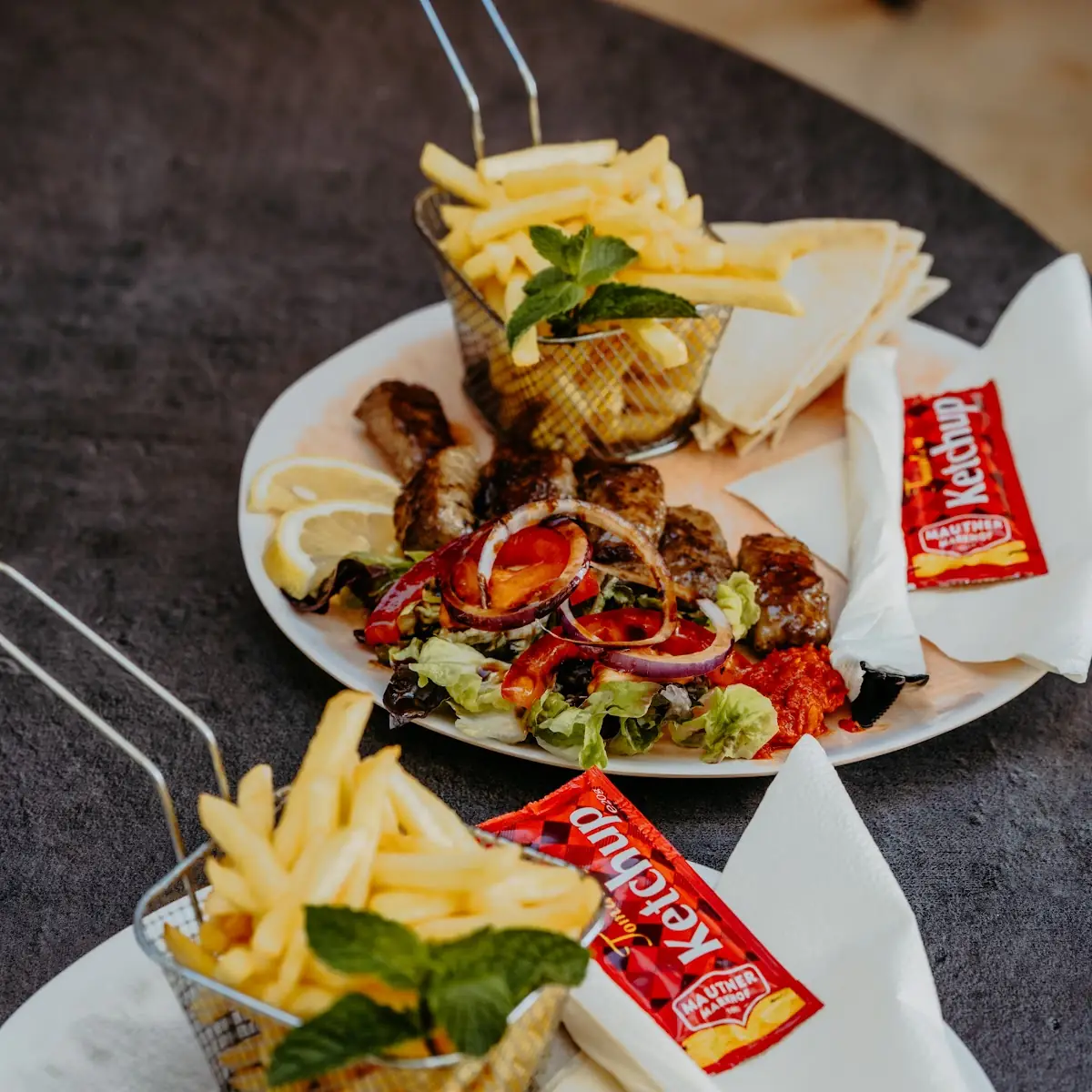 Essen und Trinken photo 1