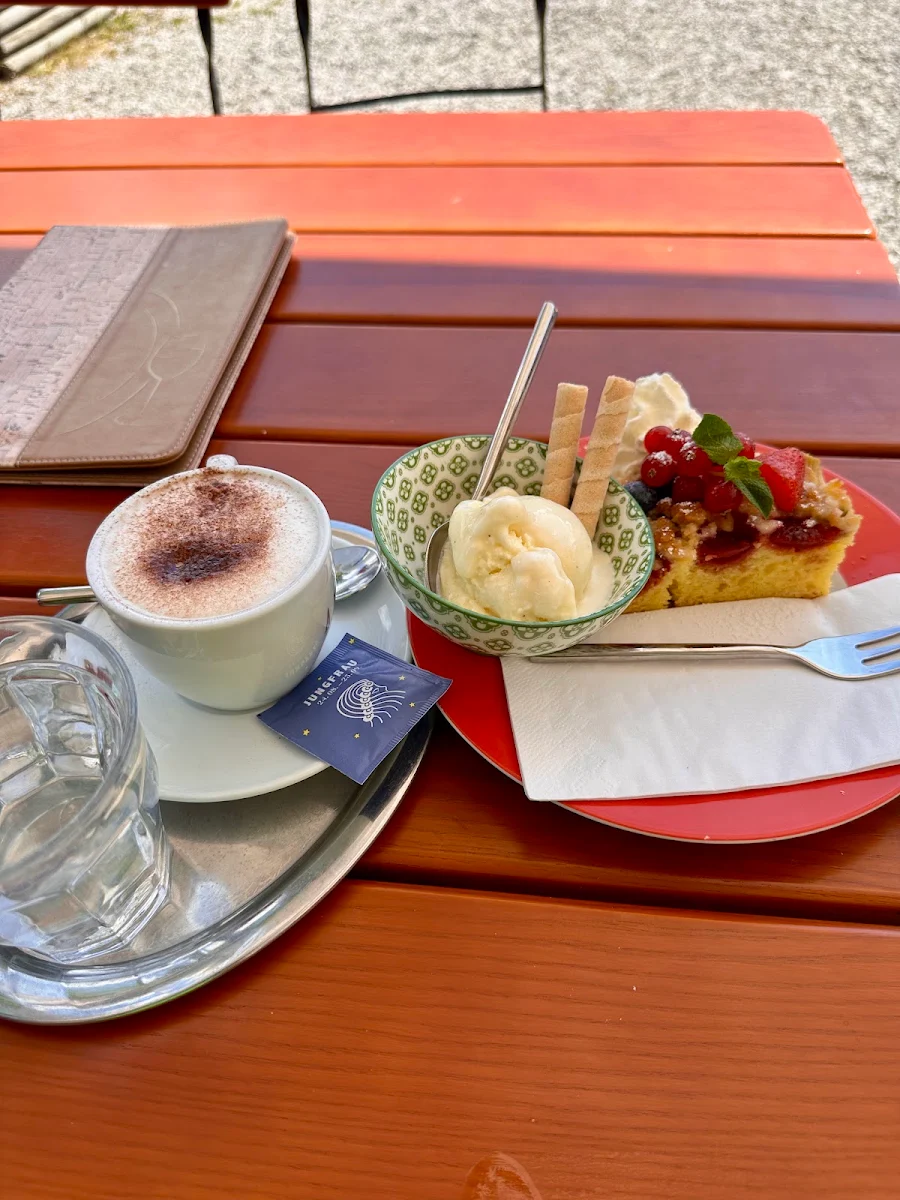 Essen und Trinken photo 4