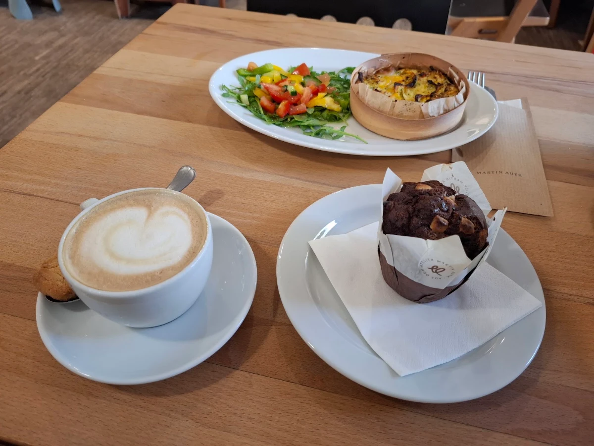 Essen und Trinken photo 1
