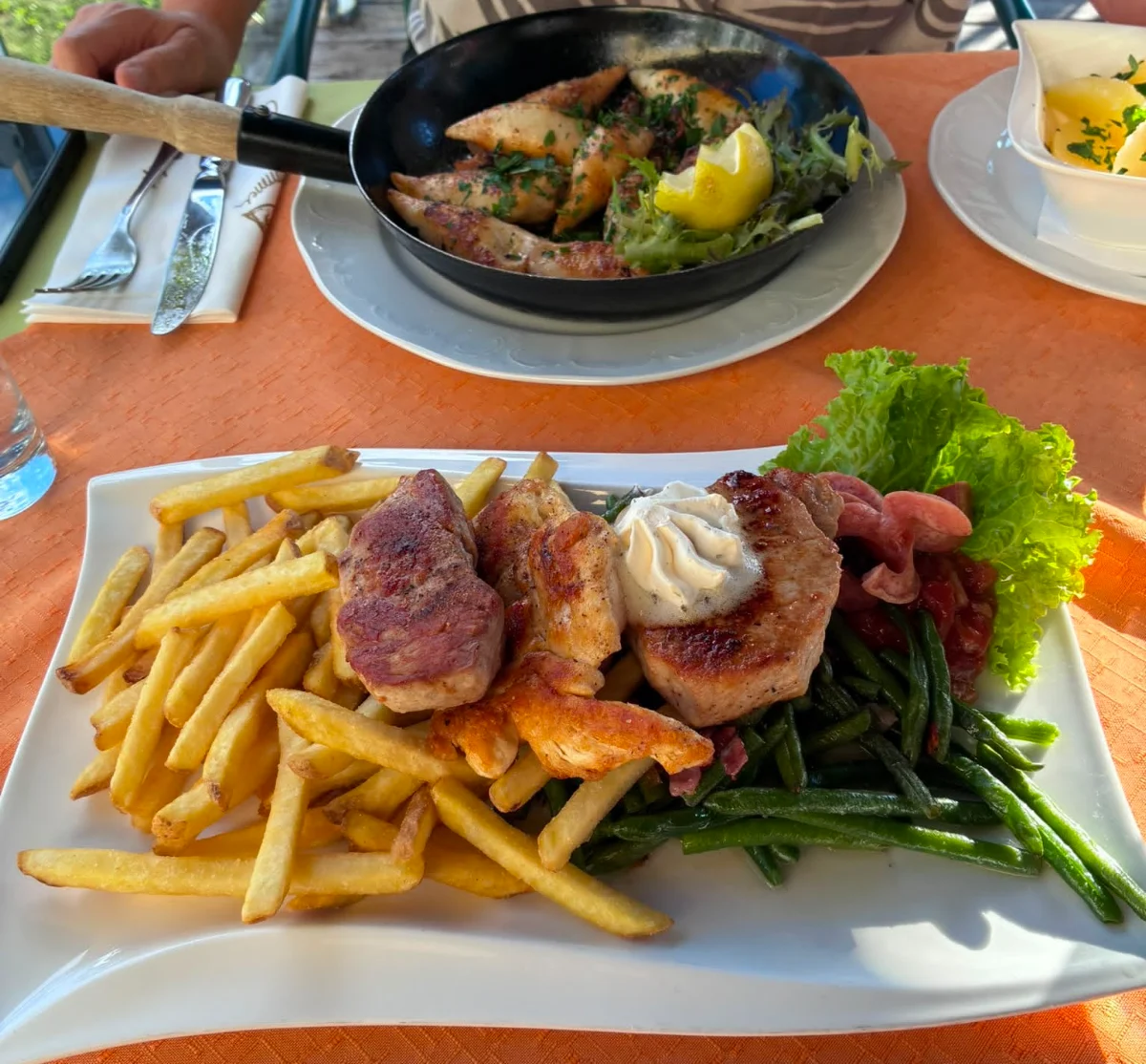 Essen und Trinken photo 4