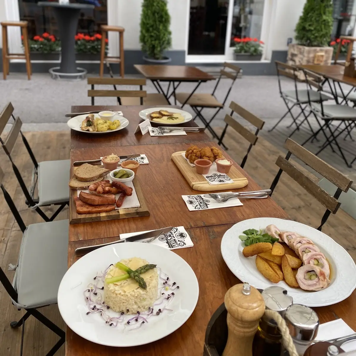 Essen und Trinken photo 1