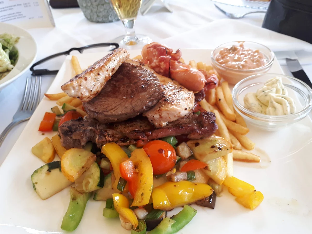 Essen und Trinken photo 3