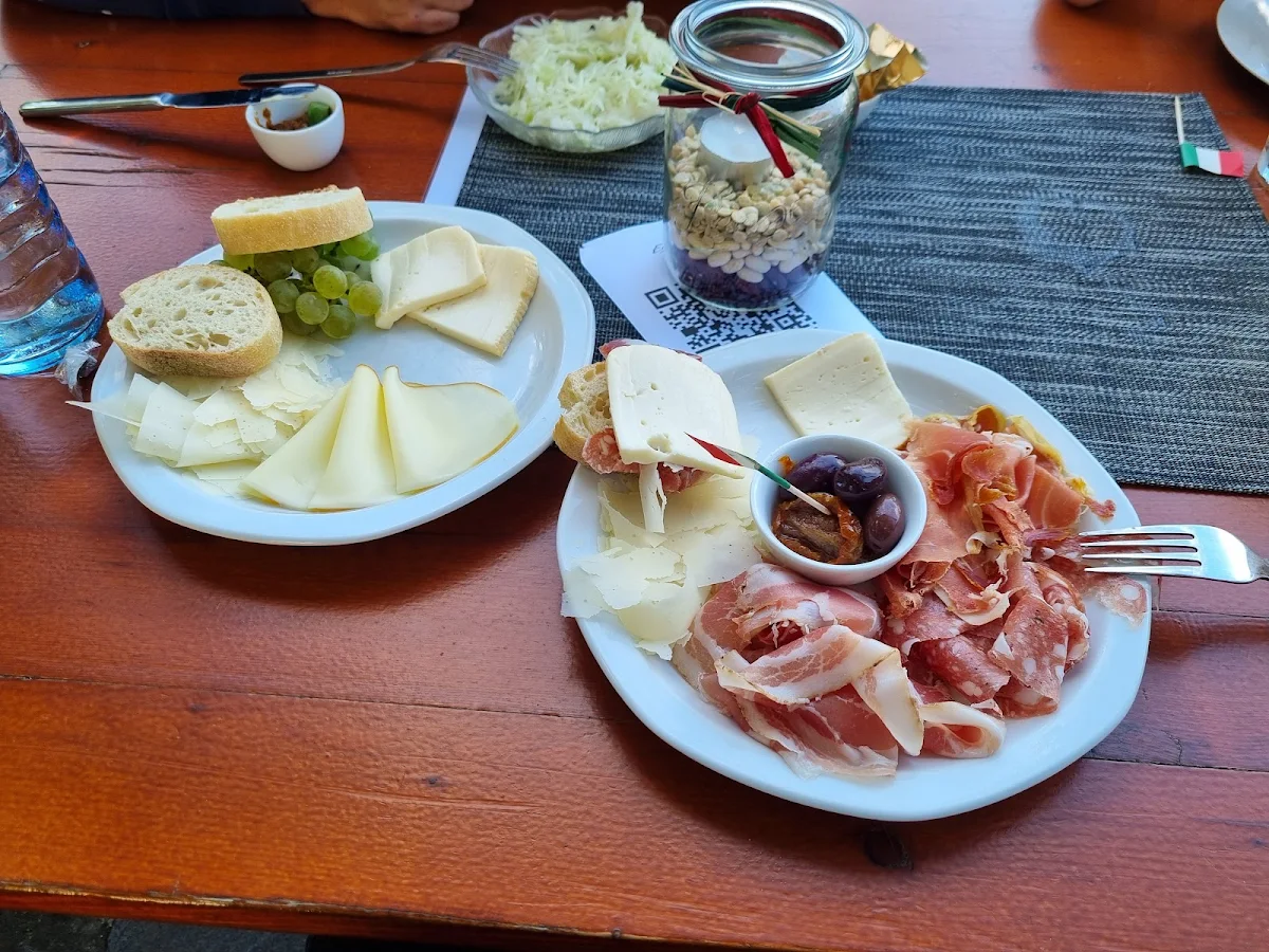 Essen und Trinken photo 2