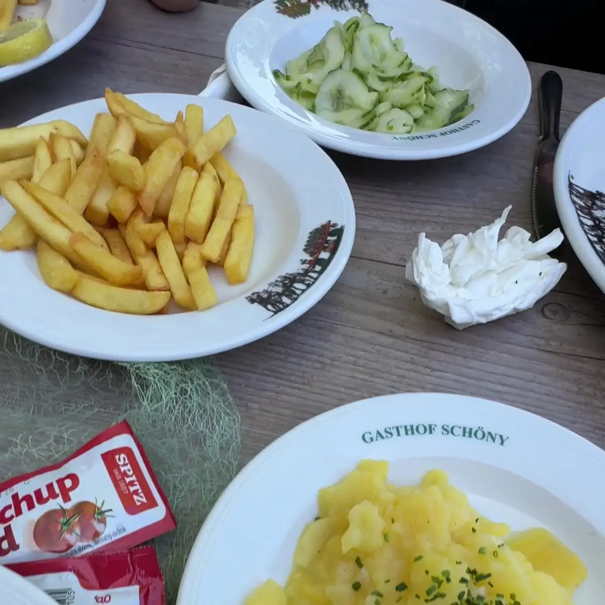 Essen und Trinken photo 2