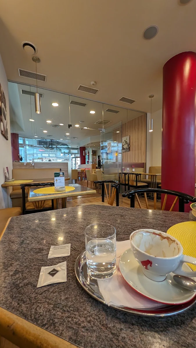 Essen und Trinken photo 1