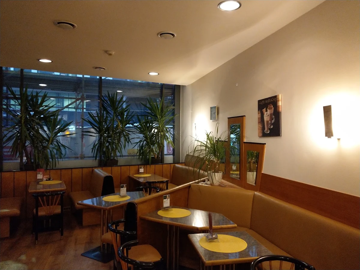 Cafe Bistro Titelbild