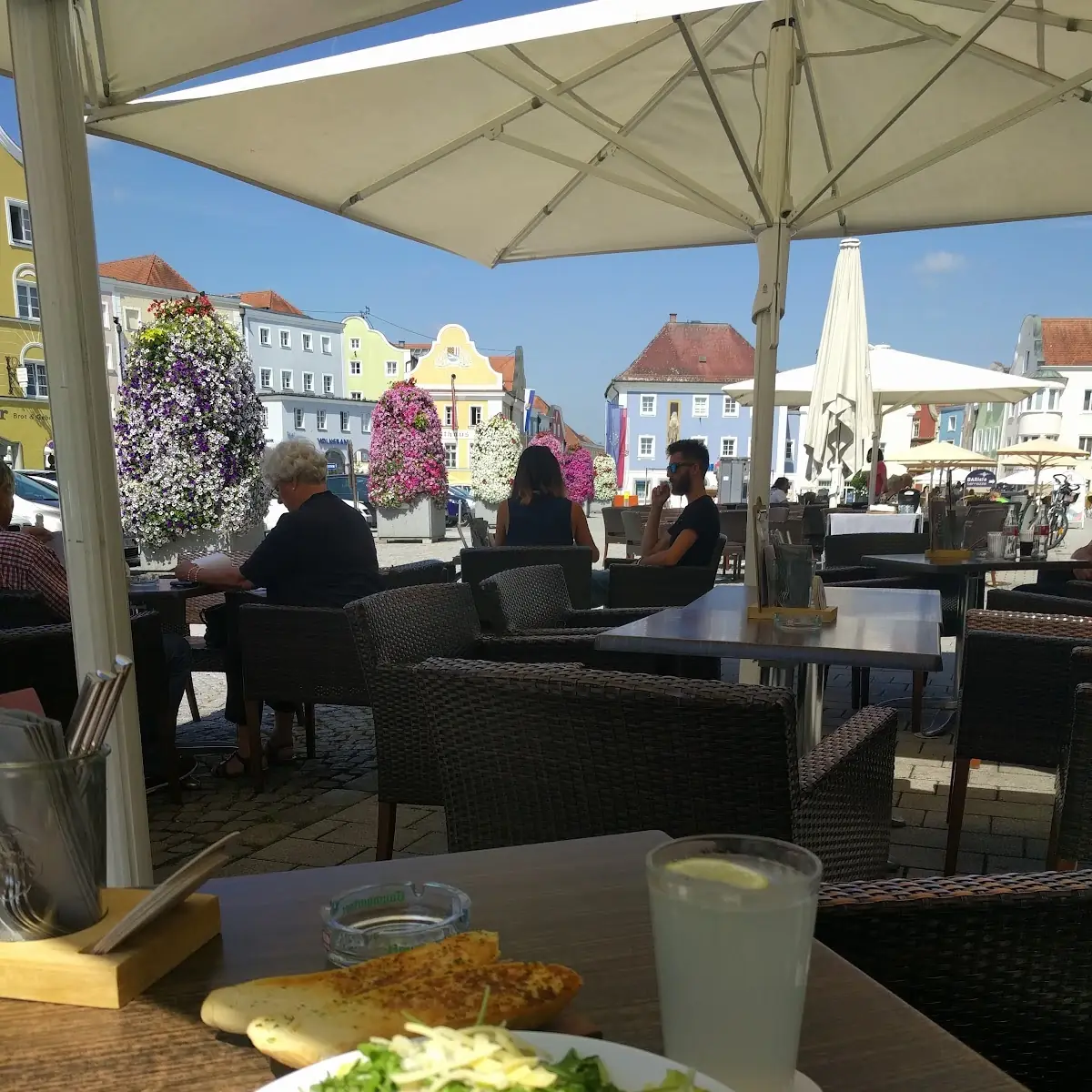 Essen und Trinken photo 3