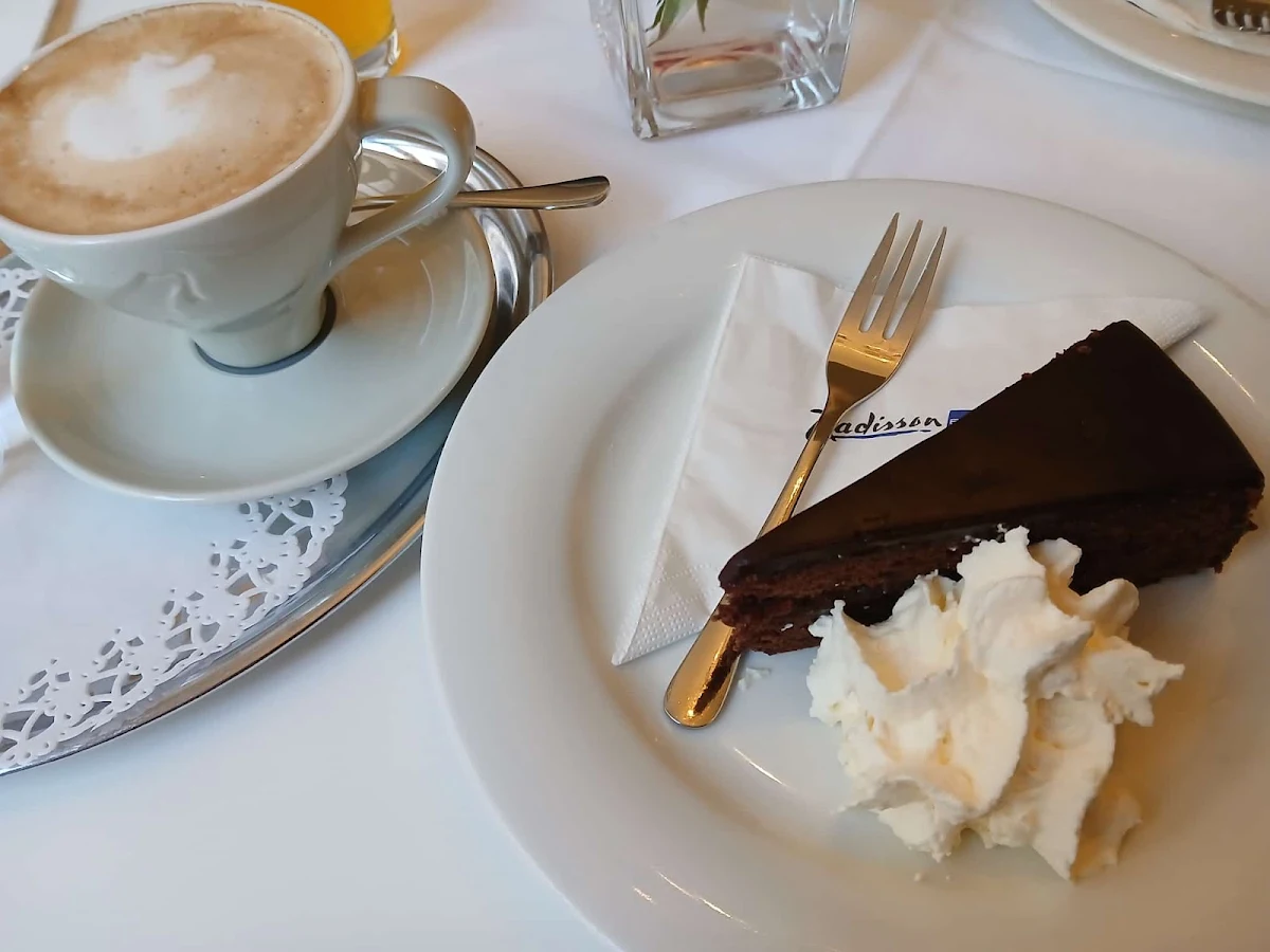Essen und Trinken photo 3