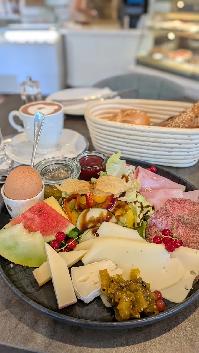Essen und Trinken photo 2