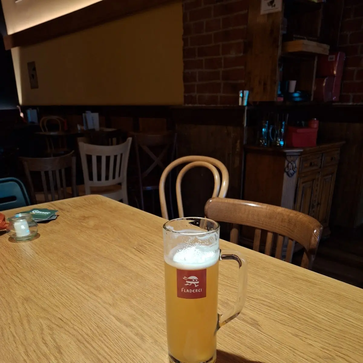 Essen und Trinken, Fladerei Otto Bauer Gasse