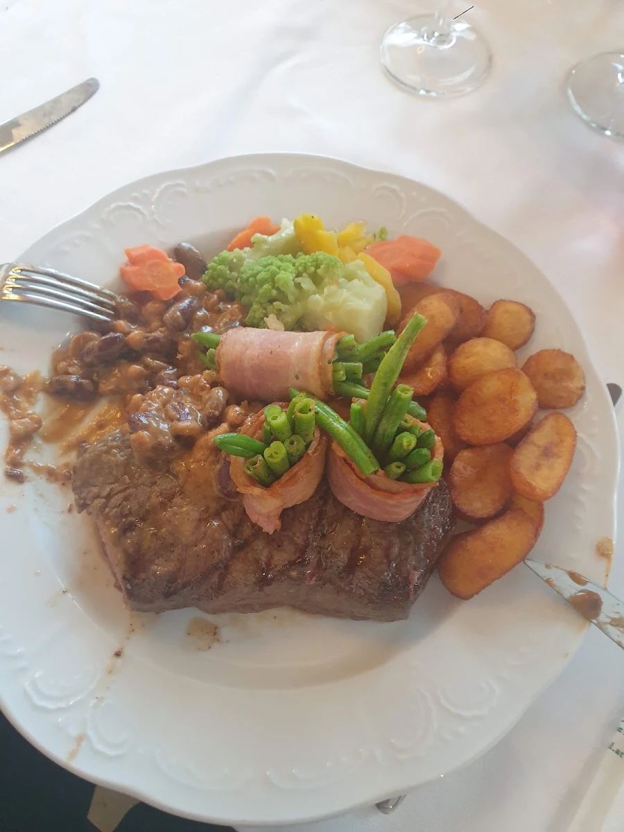 Essen und Trinken photo 2