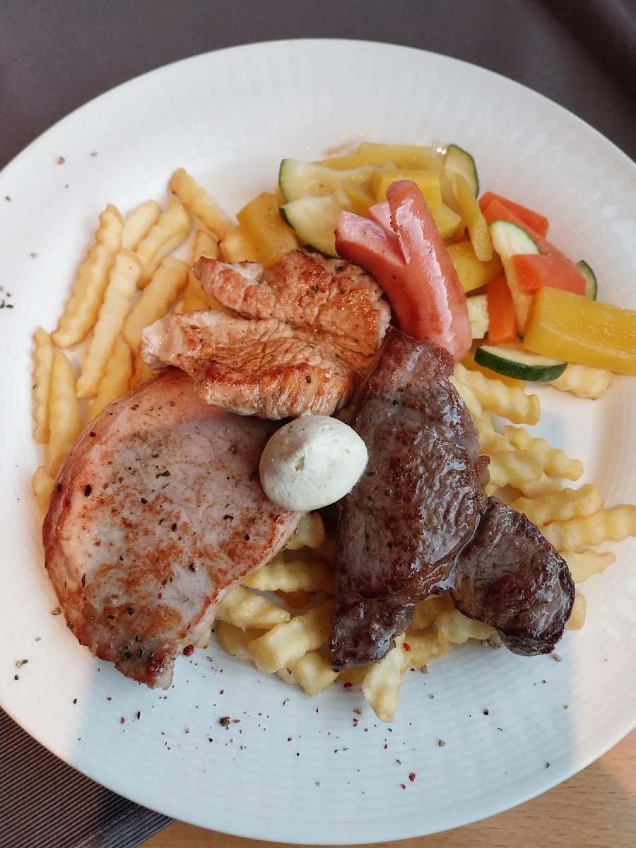 Essen und Trinken photo 3