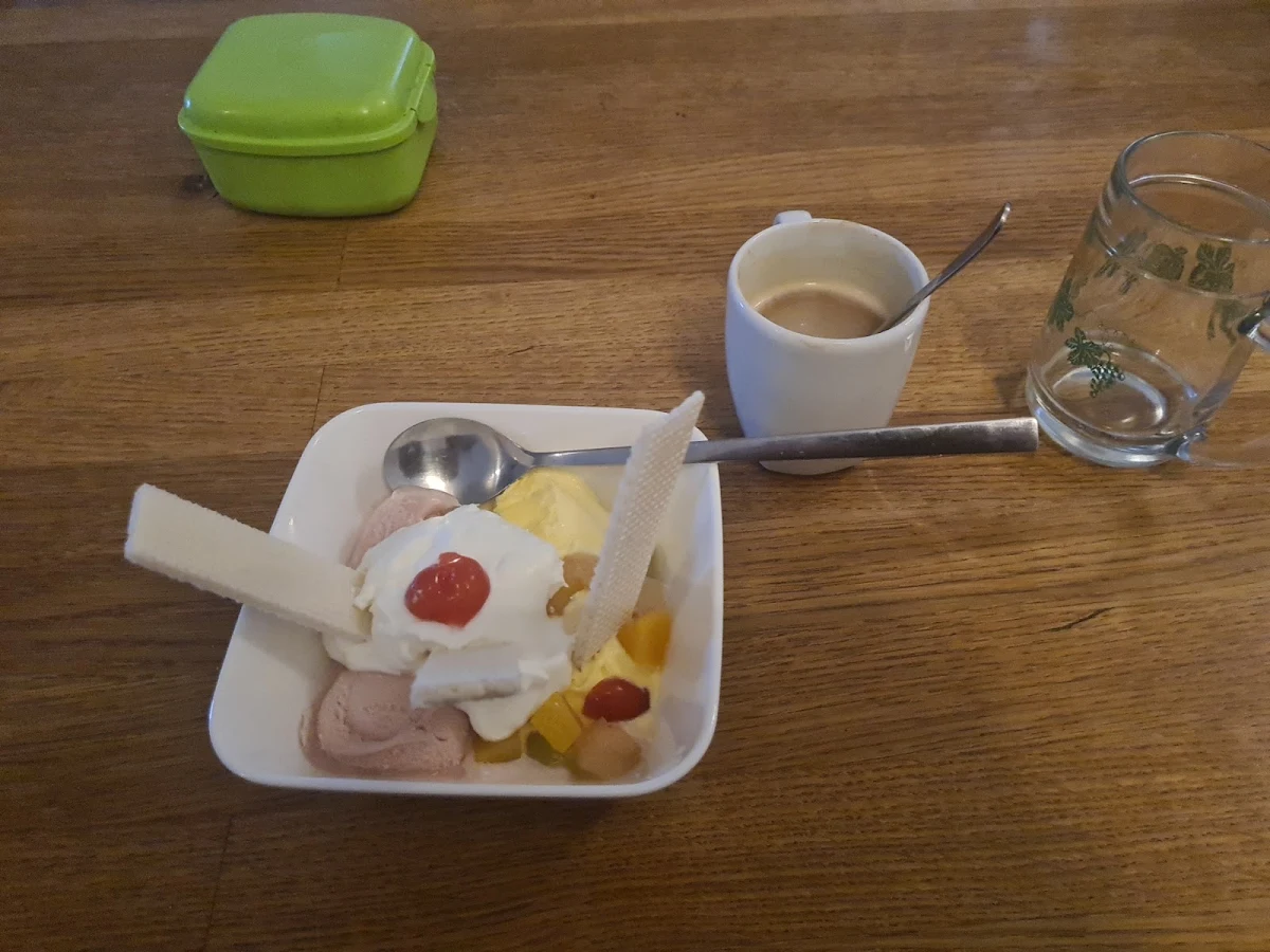 Essen und Trinken photo 3