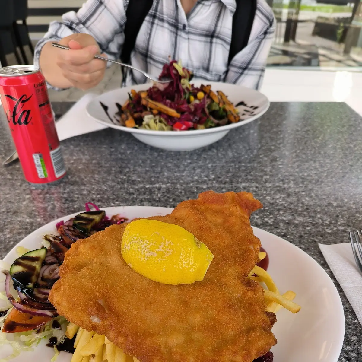 Essen und Trinken photo 1