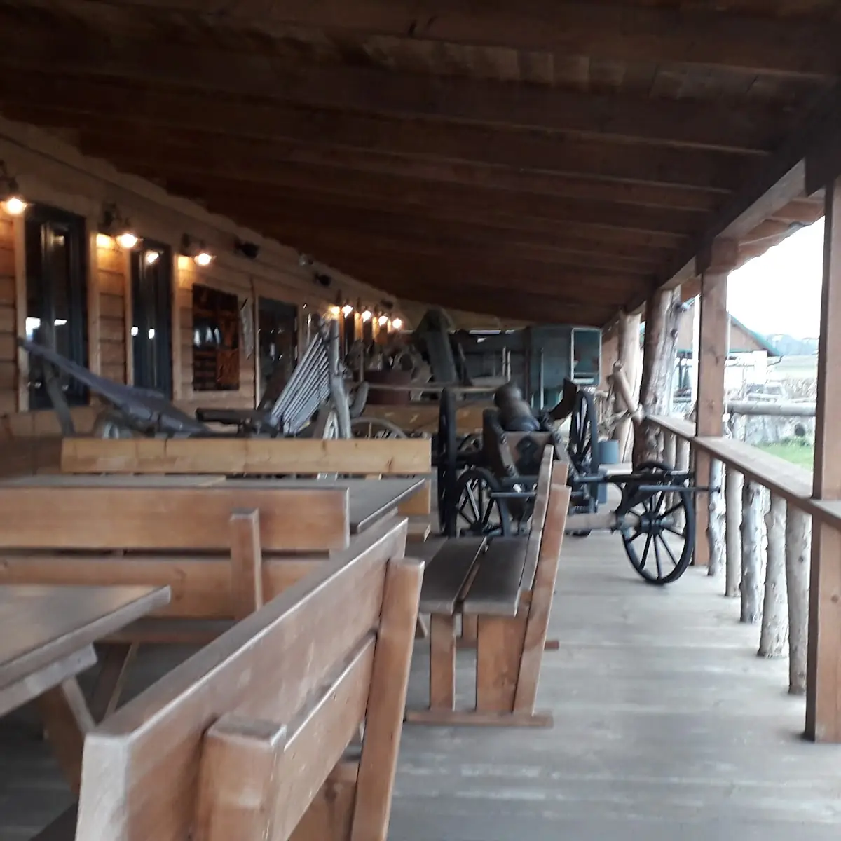 Atmosphäre, Papa's Steakhaus