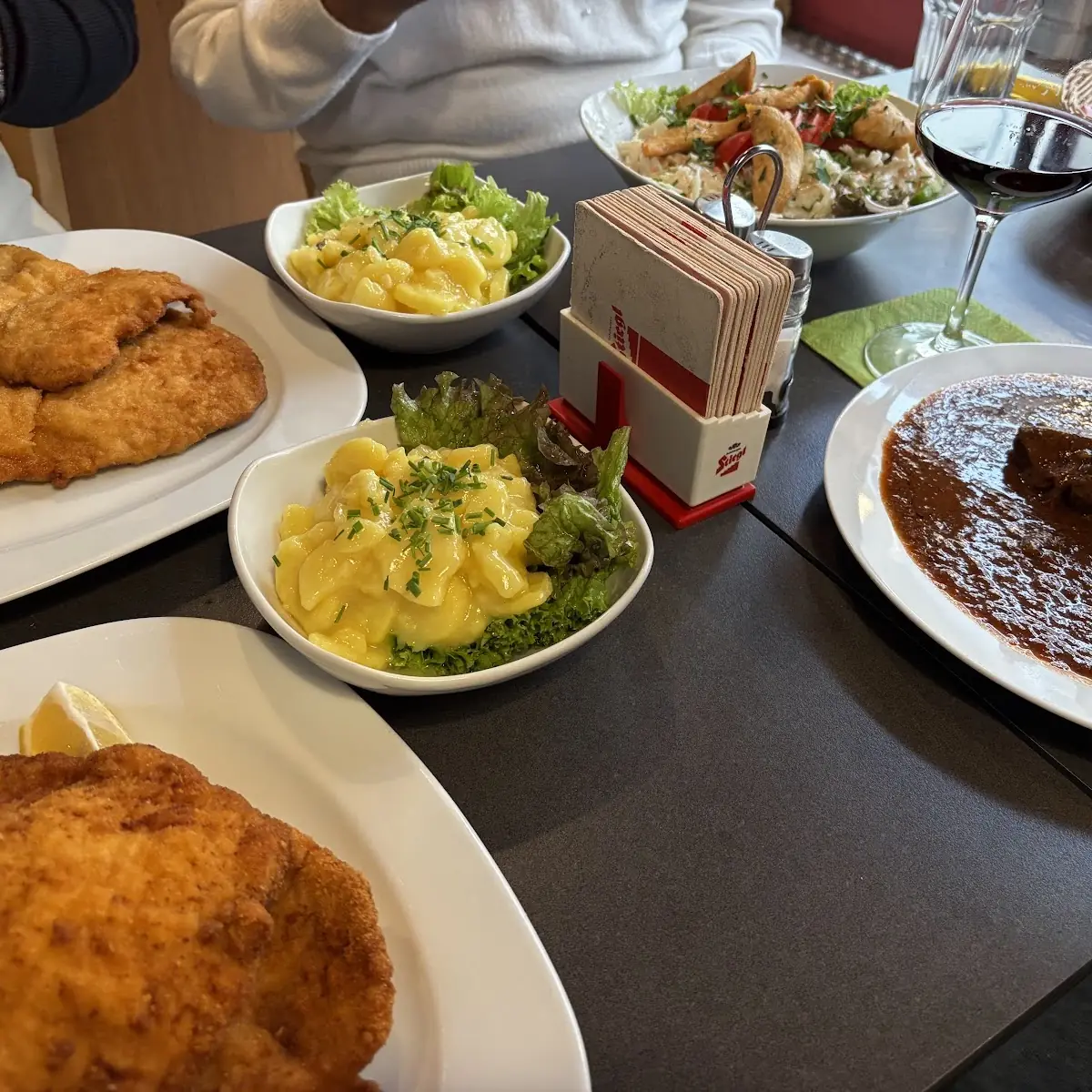 Essen und Trinken photo 2