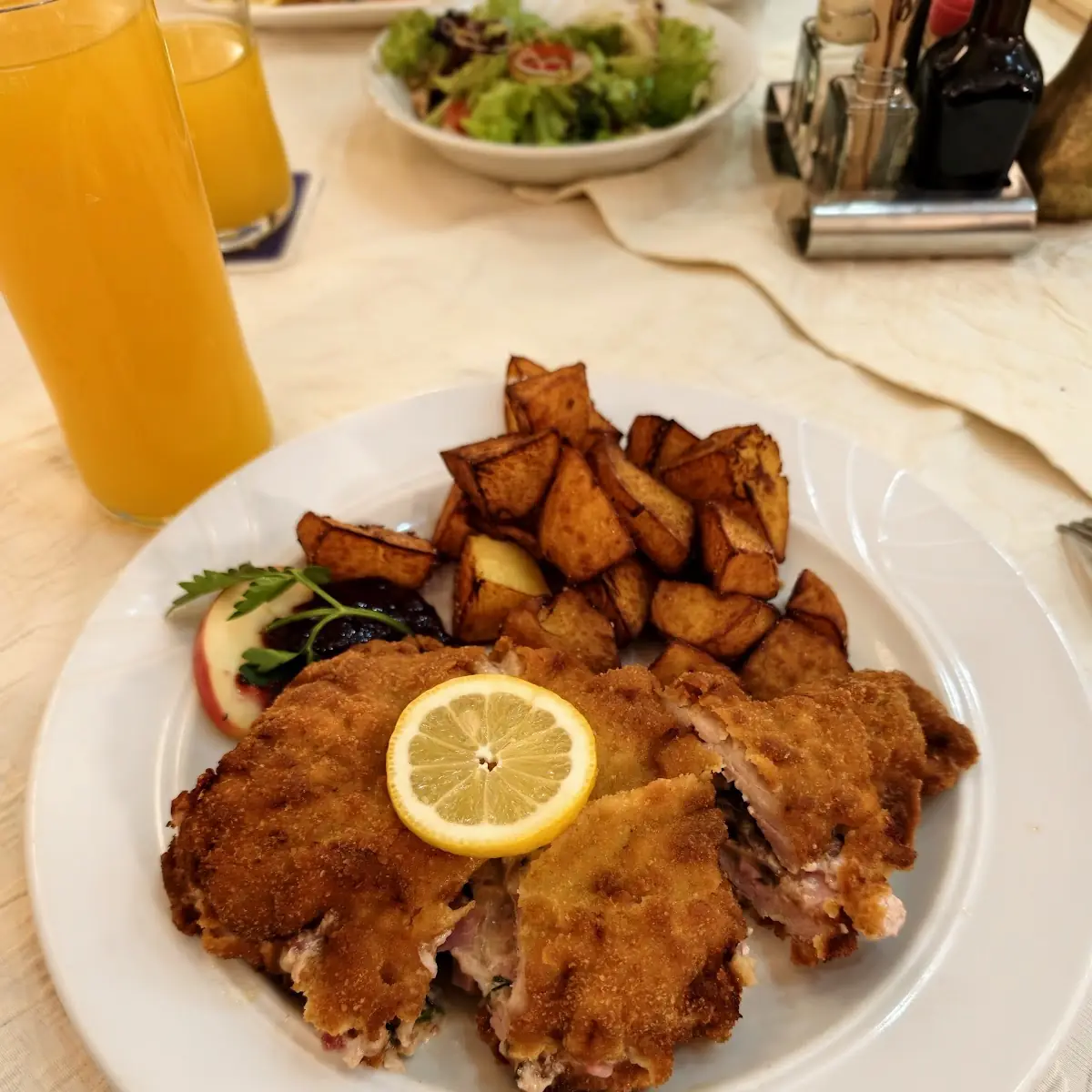 Essen und Trinken photo 3