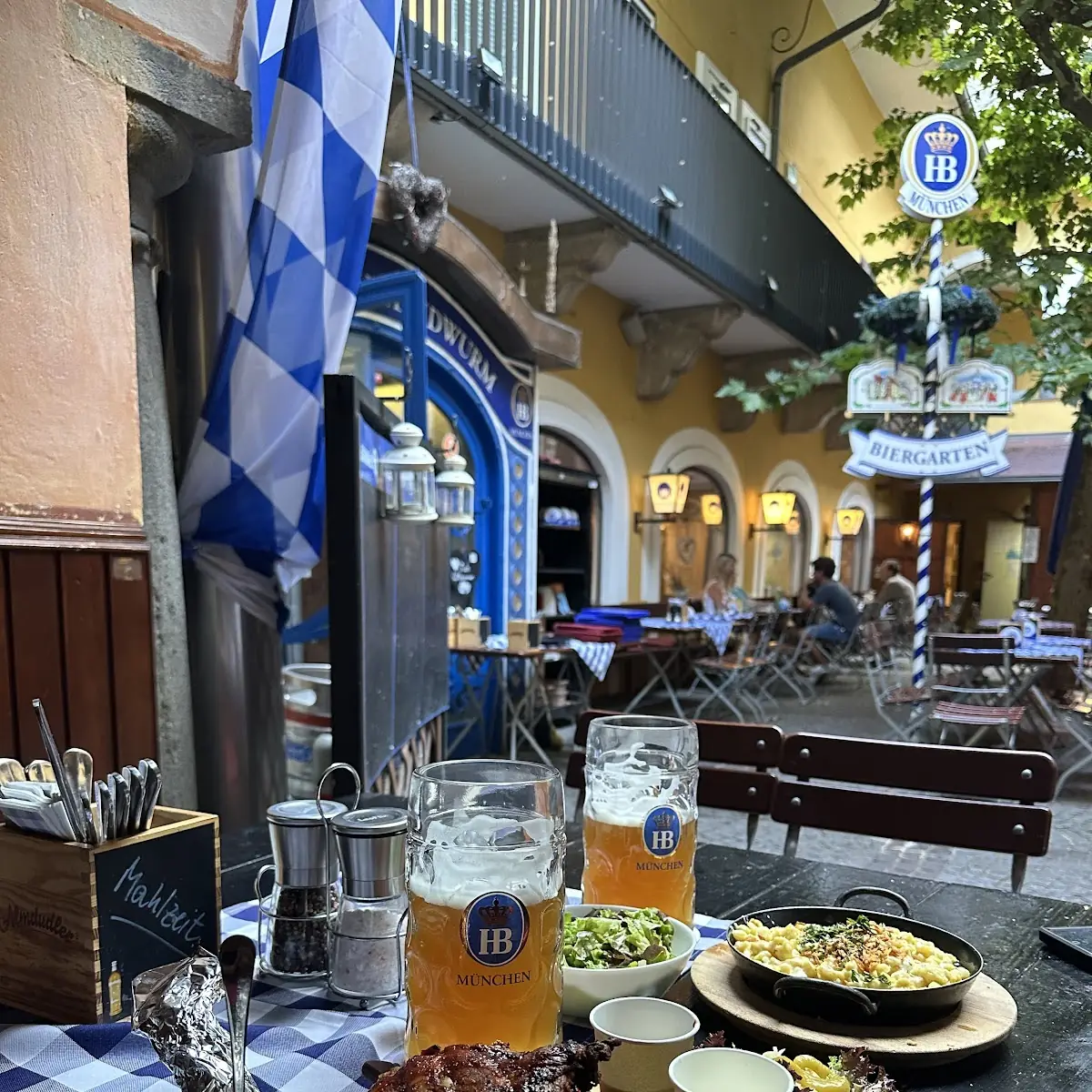 Essen und Trinken photo 1