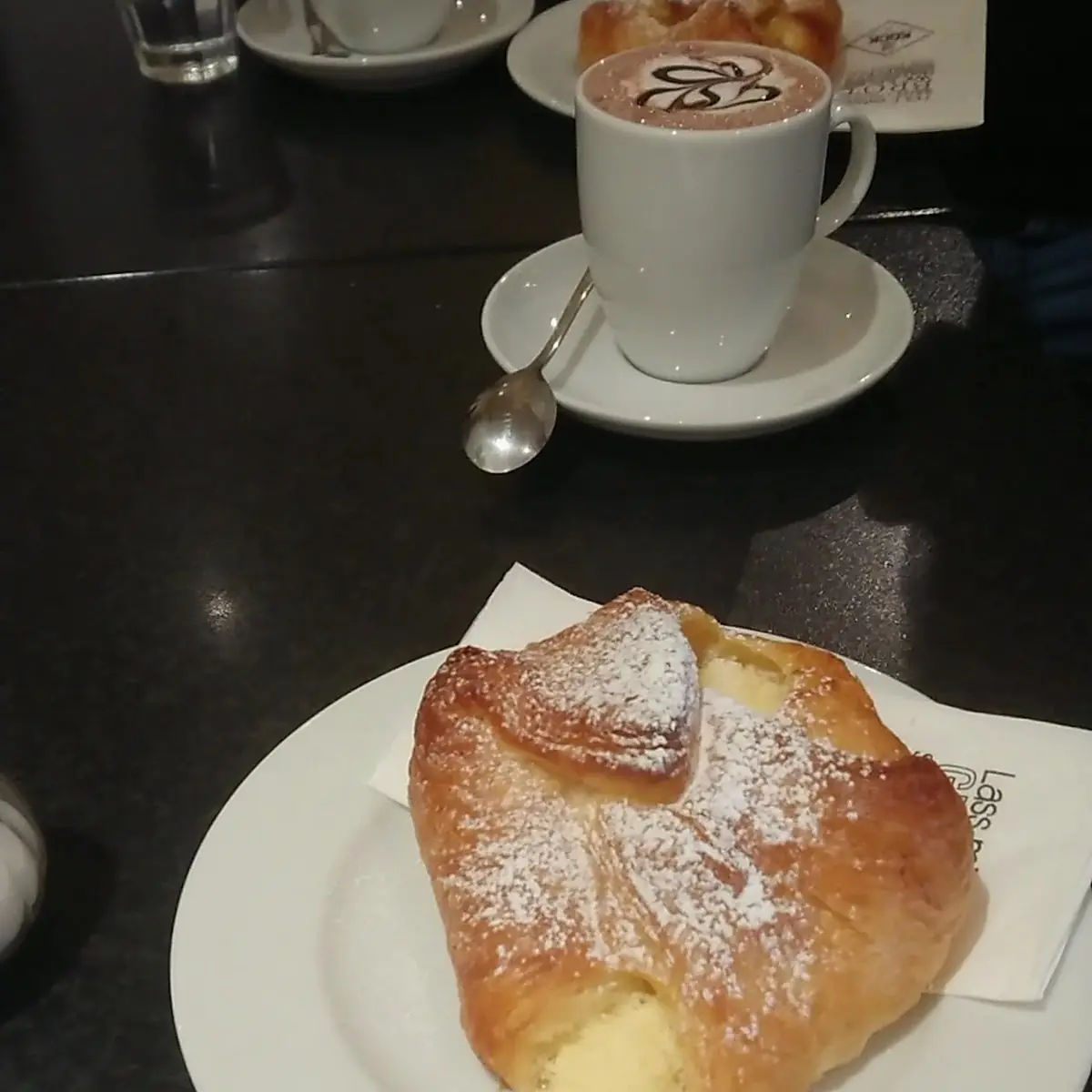 Essen und Trinken photo 2