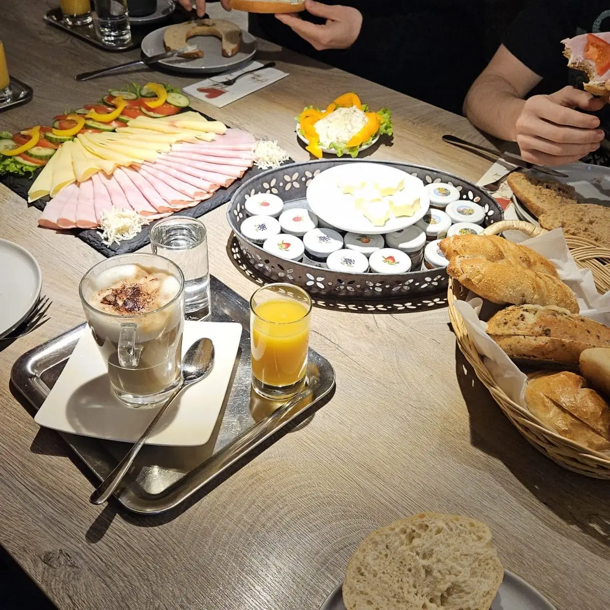 Essen und Trinken photo 2