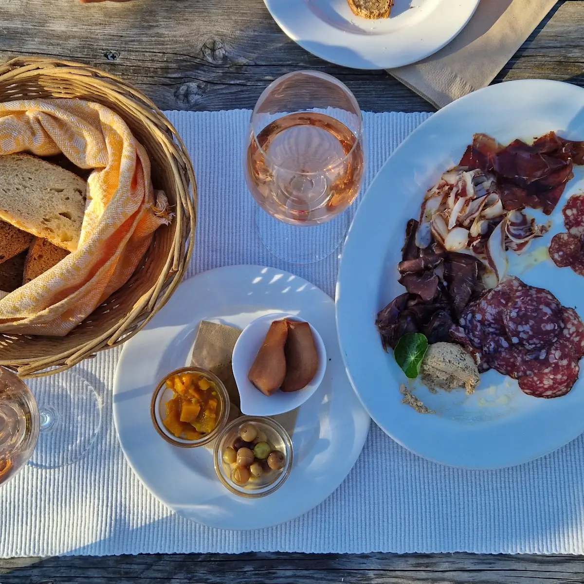 Essen und Trinken photo 1