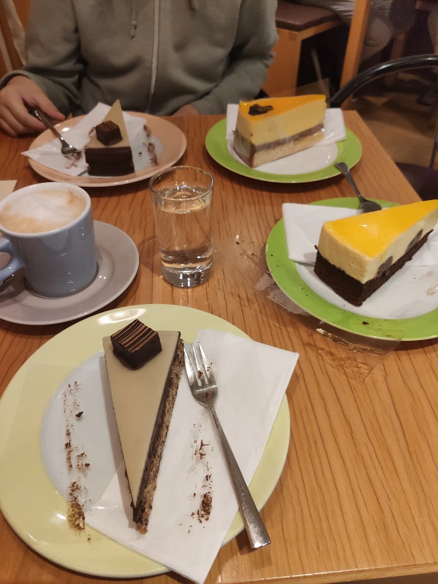 Essen und Trinken photo 2