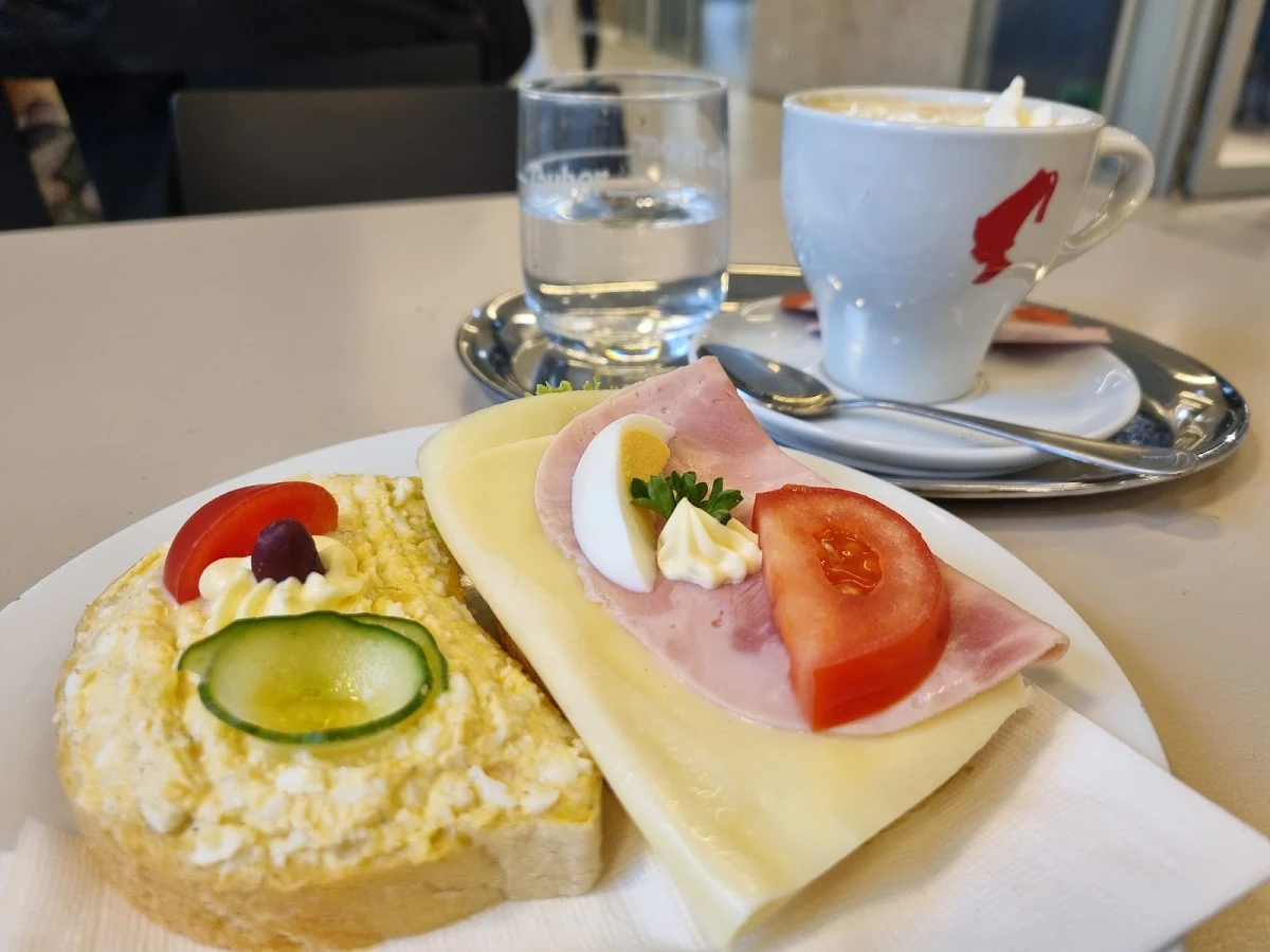 Essen und Trinken photo 3